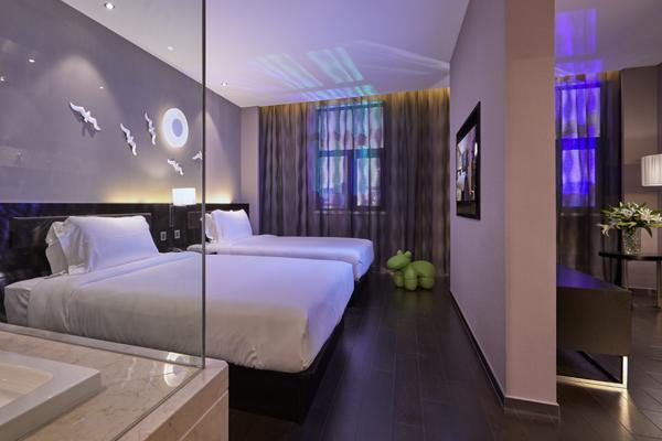 Hotel Orange Crystal *